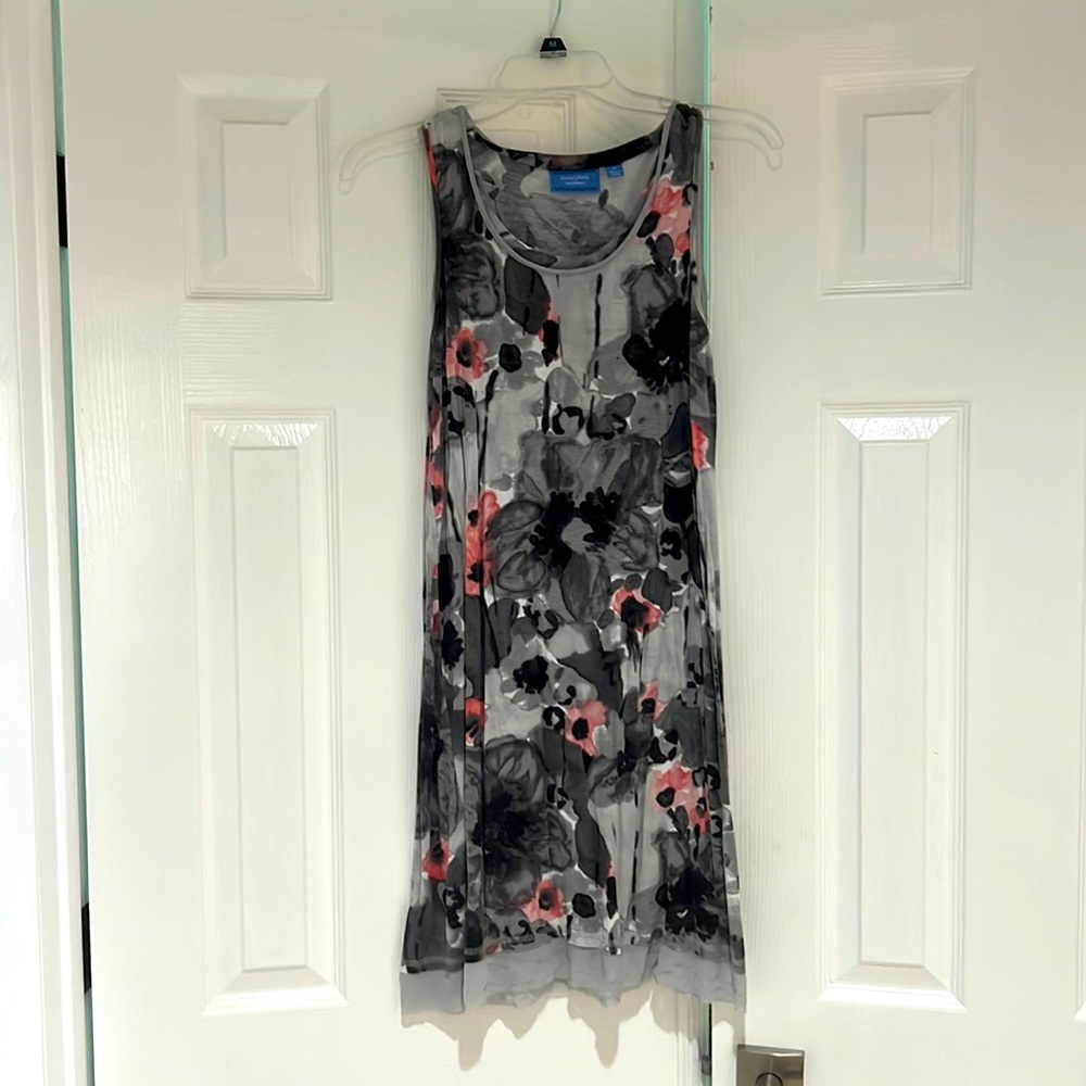 Pink, grey, and black Simply Vera Wang tank dress size M
